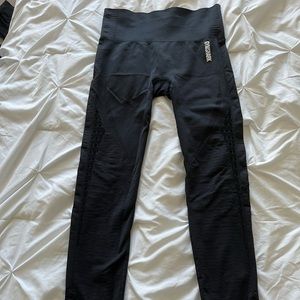Never worn Black Gymshark leggings